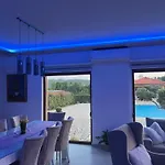 빌라 Luxury Royal
