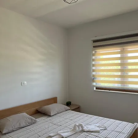 וילה Luxury Royal ליובוסקי