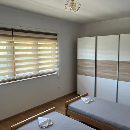 Luxury Royal ליובוסקי