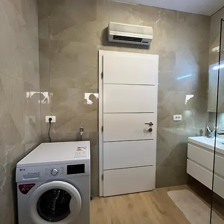 Luxury Royal וילה ליובוסקי