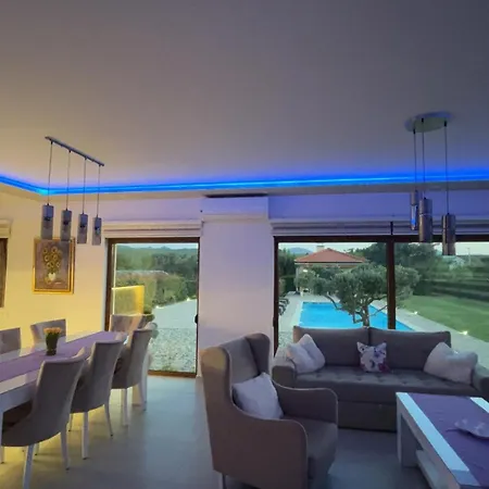 Luxury Royal Вилла